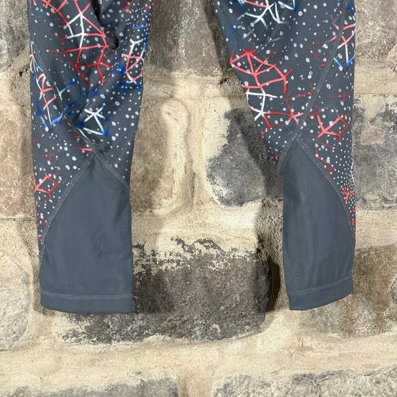 Zella Leggings Woman's Small Gray Capri Cropped Geometric Design High Rise - Picture 8 of 13